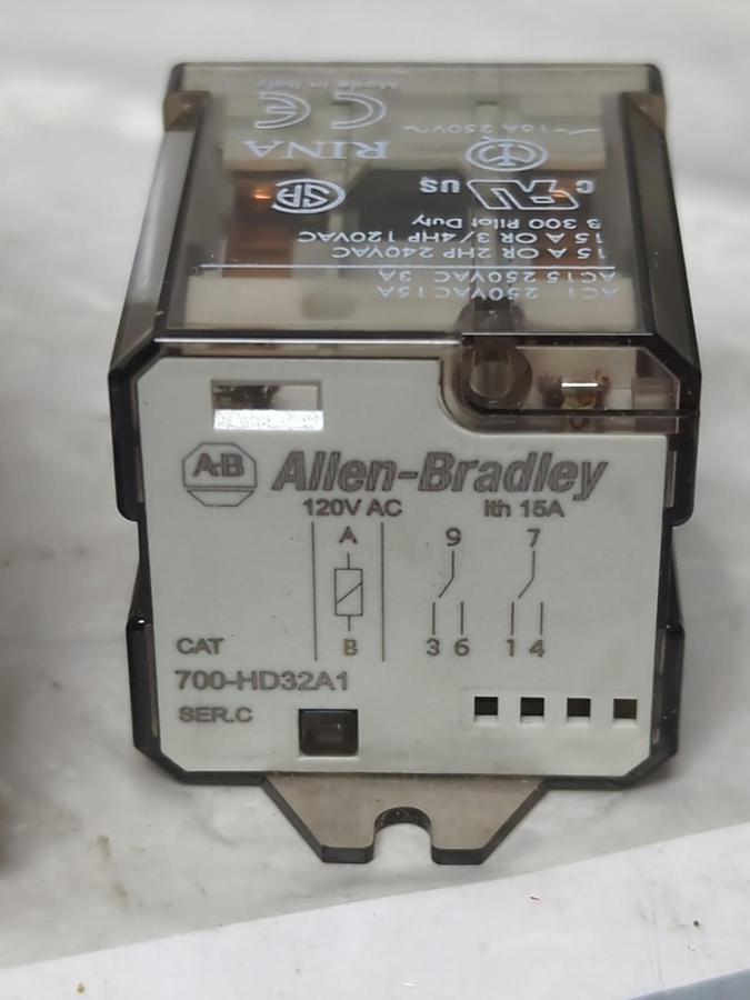 ALLEN BRADLEY,700-HD32A1,SERIES C CAPACITOR NOS