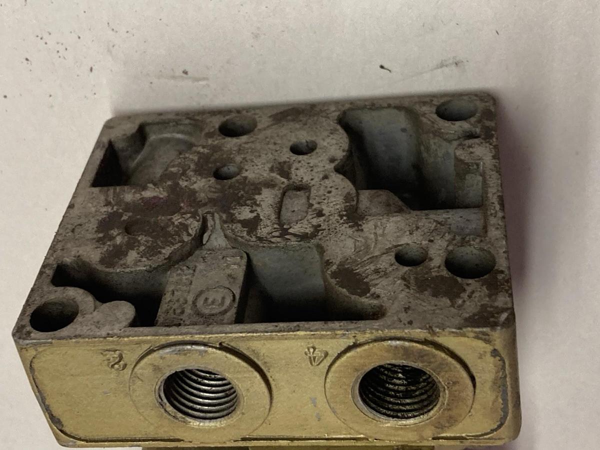 Used Ross Controls,W1616B2020,Solenoid Valve 2-10bar 26VA