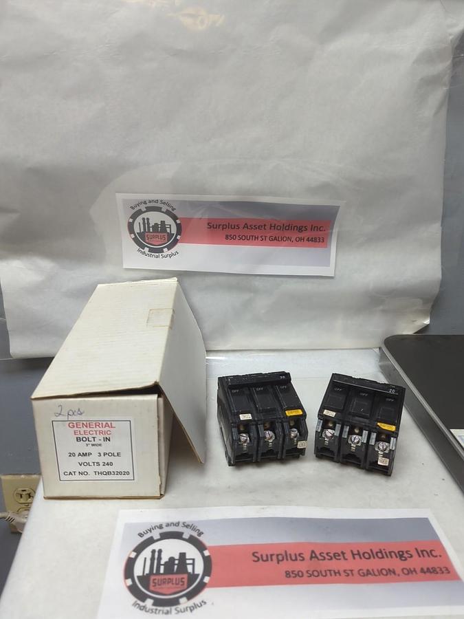 Used GENERAL ELECTRIC,THQB32020,CIRCUIT BREAKER 20 AMP 3-POLE LOT OF 2 PRE-OWNED