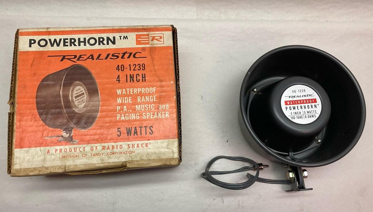 Used Realistic,40-1239,Waterproof Powerhorn 4 Inch 5 Watts 8 Ohms