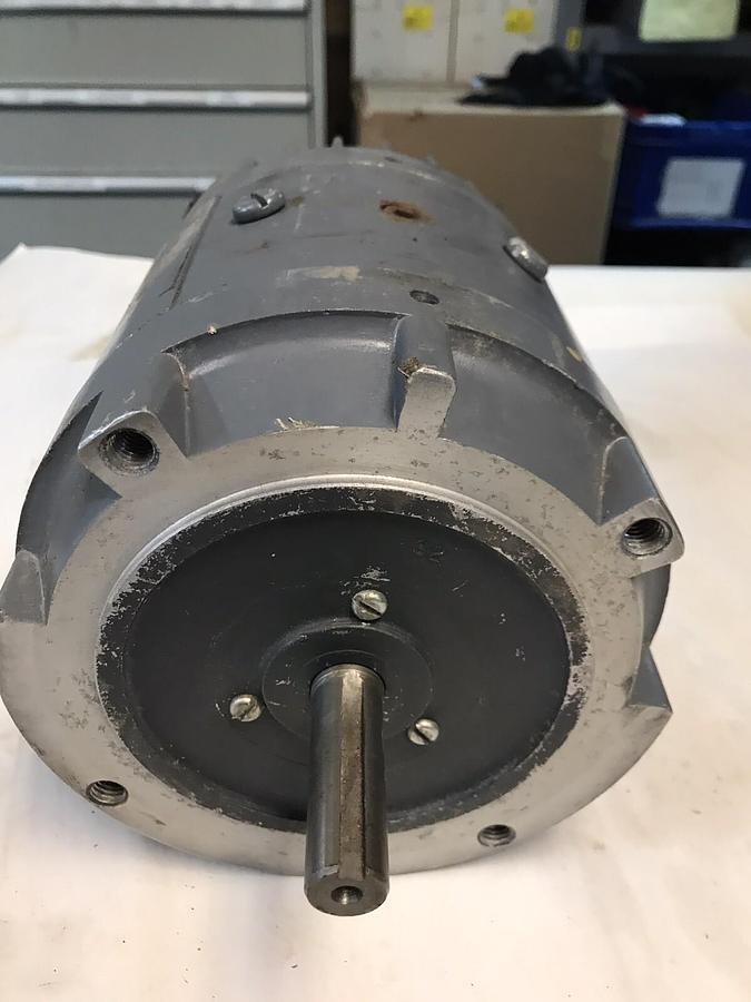 Used Boston Gear,3-212878-02,1/4HP Motor 115V 3500RPM Frame H56C