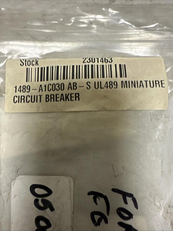 Allen-Bradley,1489 A1C030-AB,Circuit Breaker 3 Amp 1 Pole