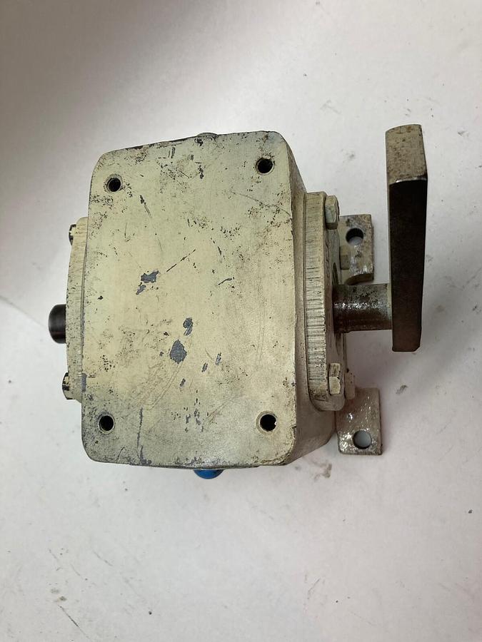 Used Boston Gear,718-60-H,Worm Speed Reducer