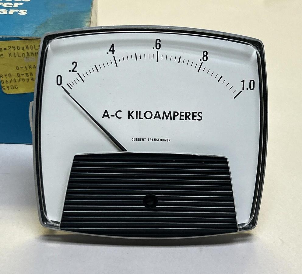 Used GENERAL ELECTRIC,50-250440LSVA1,PANEL METER 0-1.0 A-C KILOAMPERES NOS