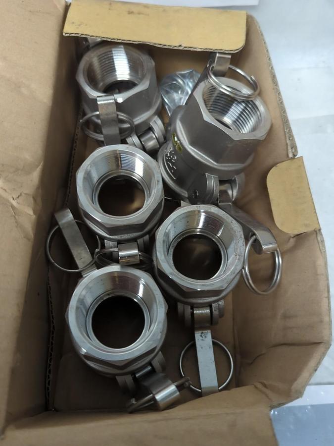 DIXON,G125-D-SS,STAINLESS STEEL CAM&GROOVE COUPLER 1-1/4 INCH LOT OF 5 NOS