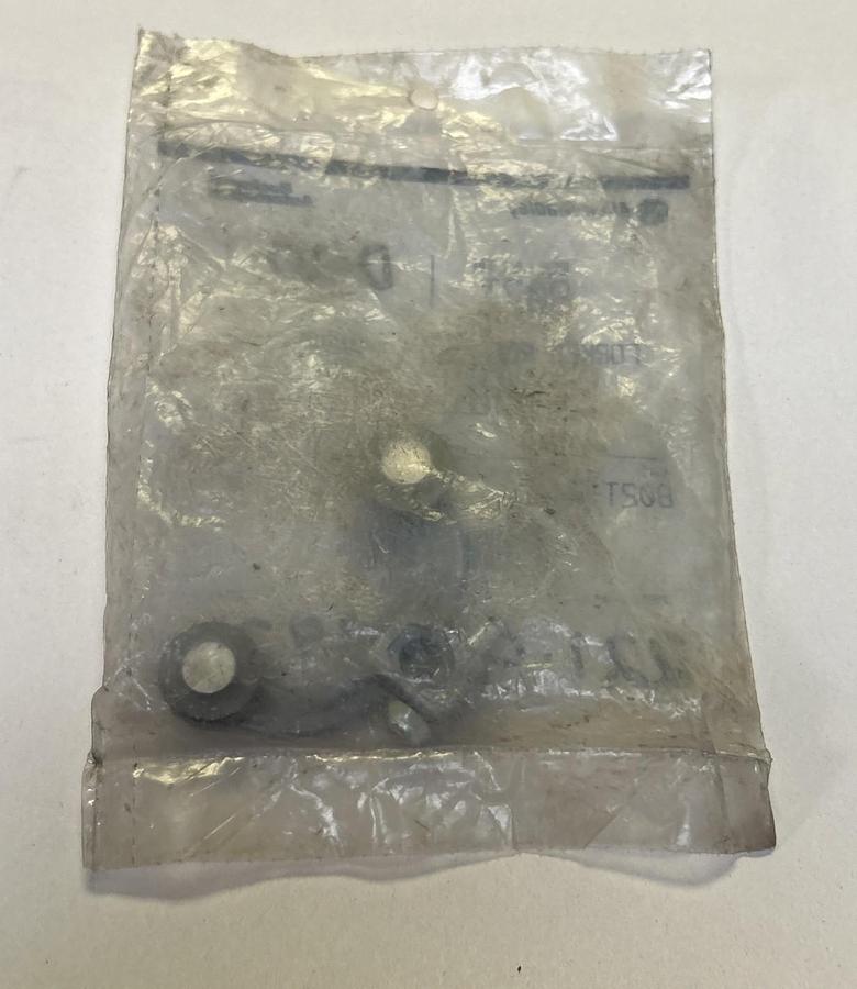 Used ALLEN BRADLEY,802T-W4C,FORKED ROLLER LEVER STEEL 1.5" NOS
