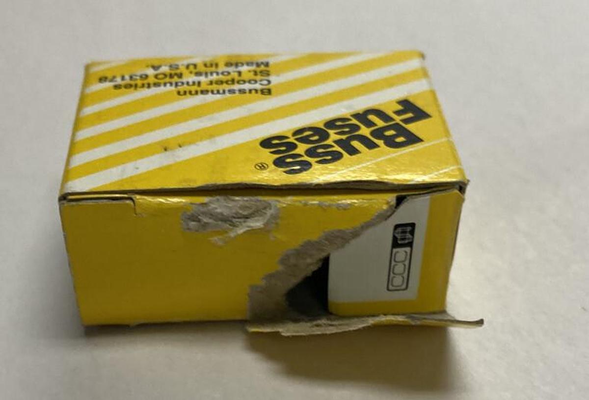 Cooper Bussmann,FNA-8,Fusetron Fuse Lot Of 9 In Box