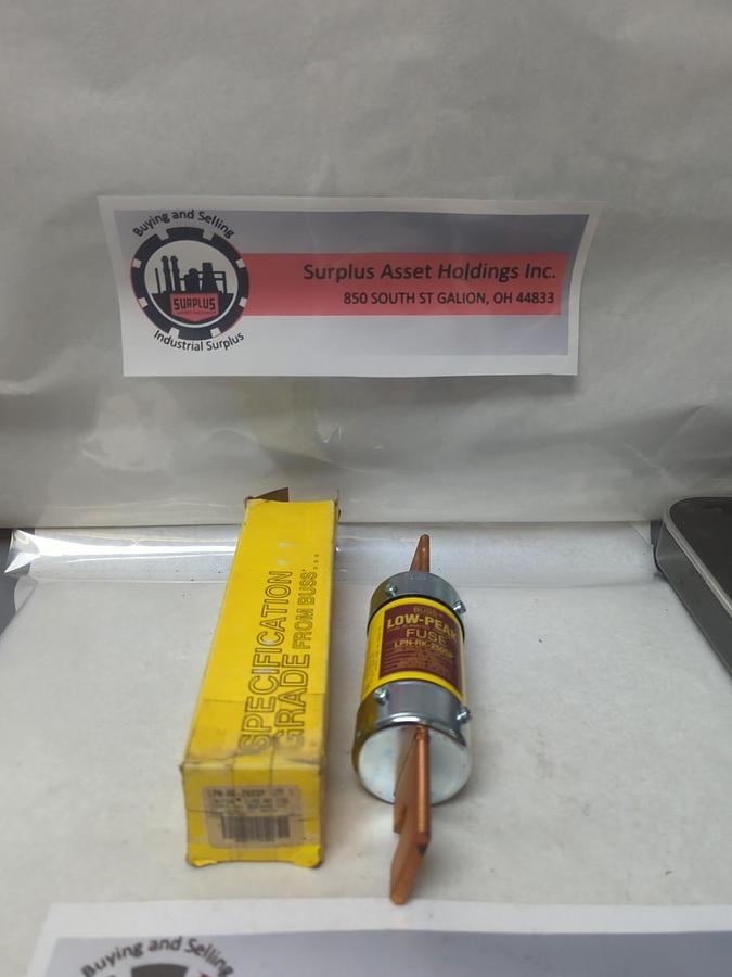 COOPER BUSSMANN,LPN-RK-250SP,LOW-PEAK 250 AMP FUSE NOS
