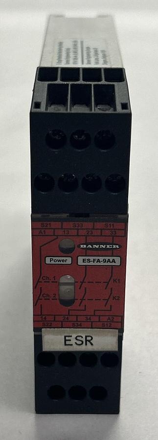 Used BANNER ENGINEERING,ES-FA-9AA,SAFETY RELAY MODULE