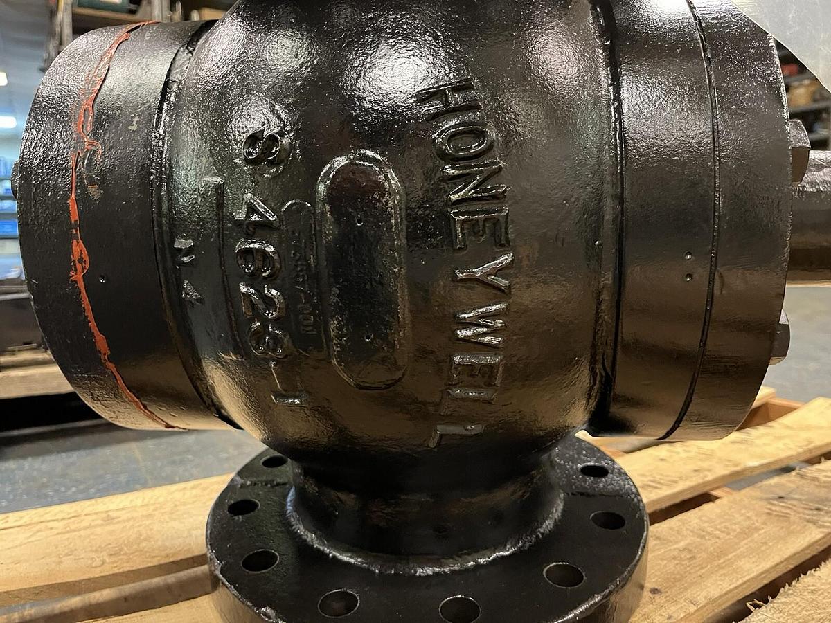 Used HONEYWELL,1201,AIR OPERATED 6" DIAPHRAGM VALVE 250# REFURBISHED