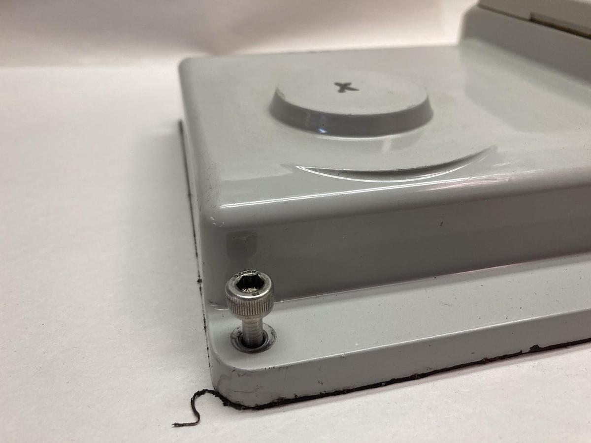 Used Honeywell,2001-400-150-126-280-20-100001-1-0-00,Pneumaticactuator Front Cover
