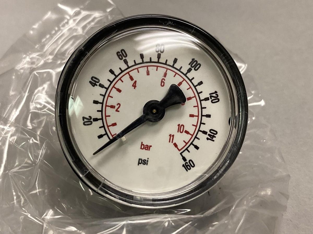 Used Wilkerson,171796A,Pressure Gauges 50MM 160PSI 11 BAR