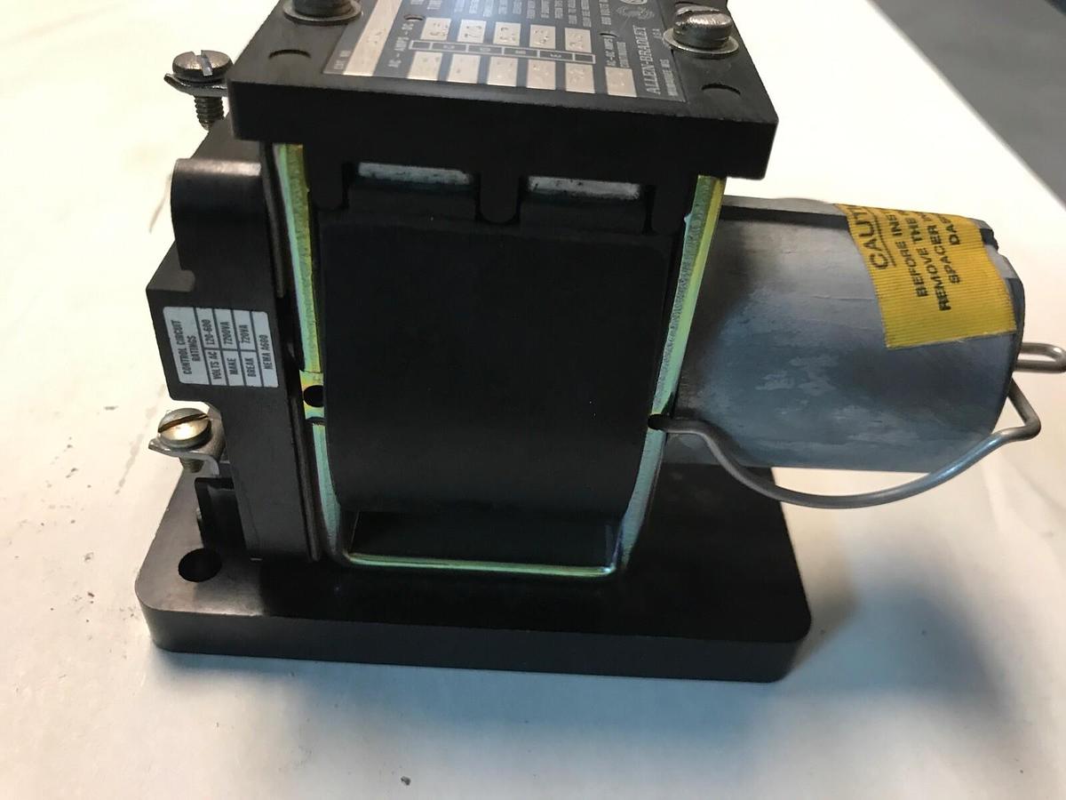 Allen Bradley,810-A04B,Inverse Time Relay NOS