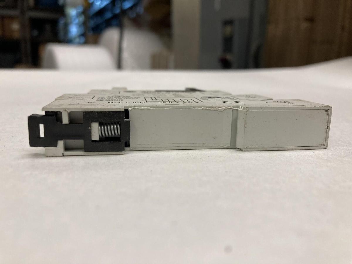 Used Allen Bradley,700-HLT12,Relay