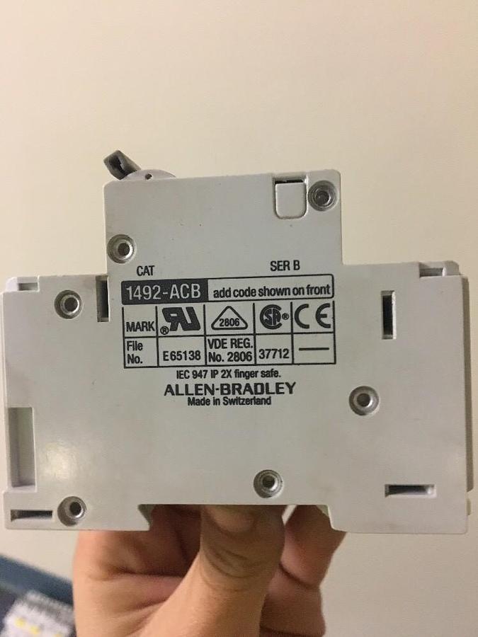 Allen Bradley,1492-ACB 1492-CB1,Series B H1 15A G150 CIRCUIT BREAKER Lot Of 2
