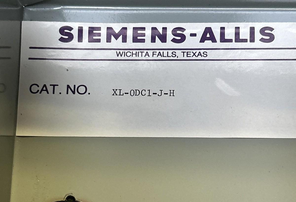 SIEMENS,XL-0DC1-J-H,AC MAGNETIC STARTER SIZE 0 NOS