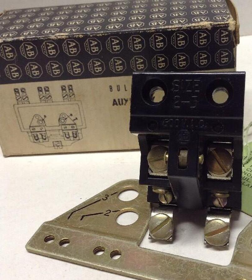 Allen-Bradley,895-C2M,Auxiliary Contact for use on Size 2 and 3 Starters