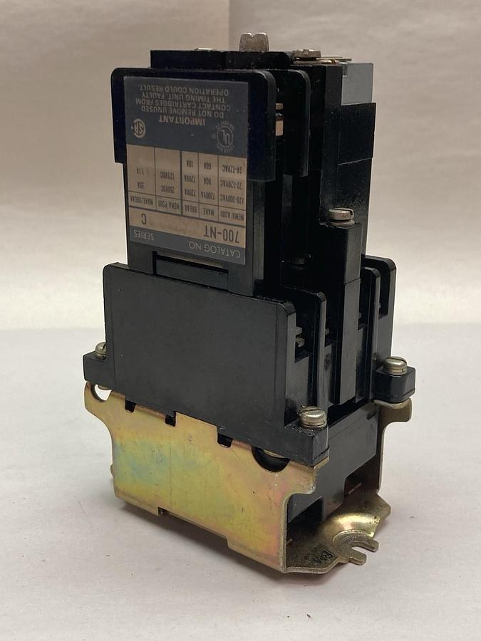 Used Allen-Bradley,700-NT400A1,Relay W/Pnuematic Time Delay Unit Ser C