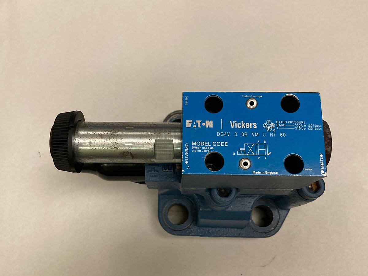 Used Eaton Vickers,DG4V-3-0B-VM-U-H7-60,Directional Valve