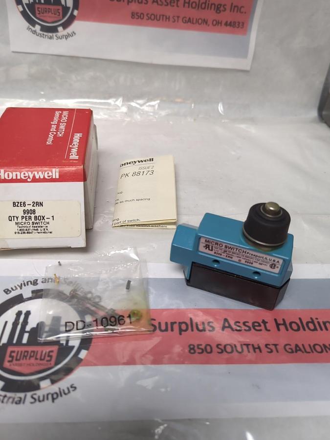 HONEYWELL,BZE6-2RN,MICRO SWITCH 9908 NOS