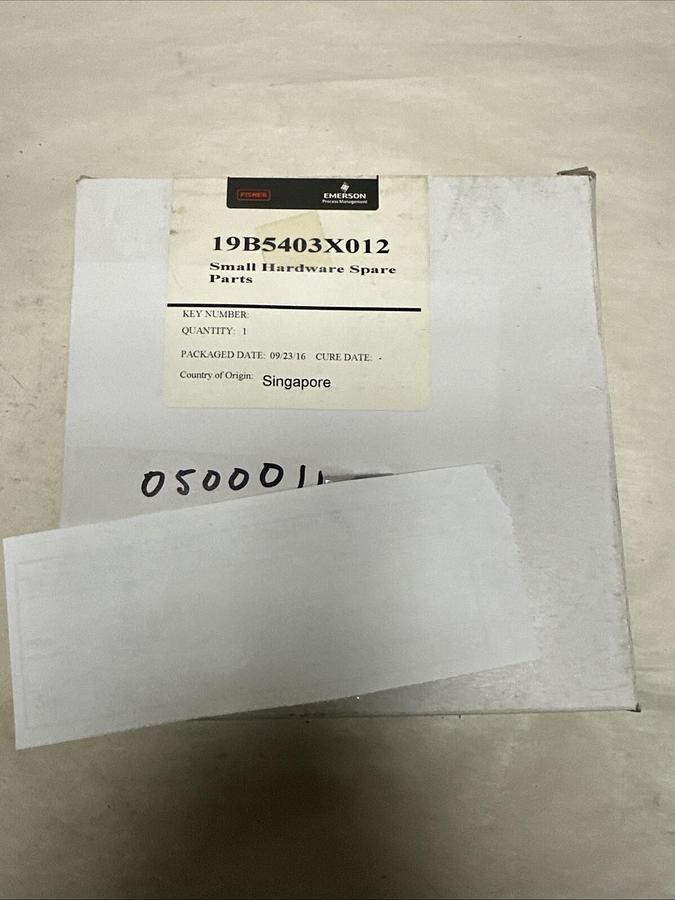 Used Fisher Controls,19B5403X012,Small Hardware Kit DVC6000