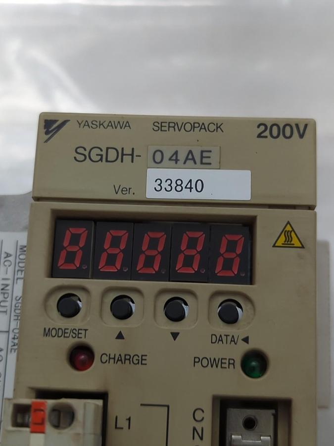 Used YASKAWA,SGDH-04AE,SERVO PACK 200V PRE-OWNED