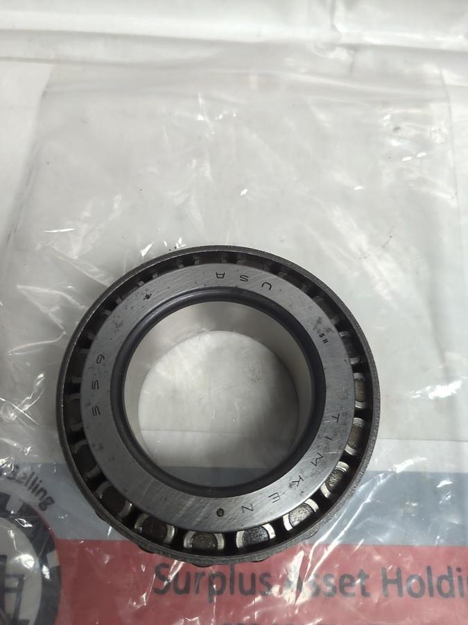 Used TIMKEN,559,ROLLER BEARING CONE 2-1/2 INCH BORE PRE-OWNED