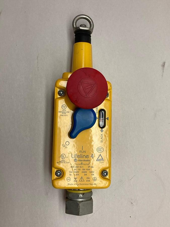 Used Allen-Bradley,IEC-947-5-1/IP 66,Safety Switch 4M20 Type 1