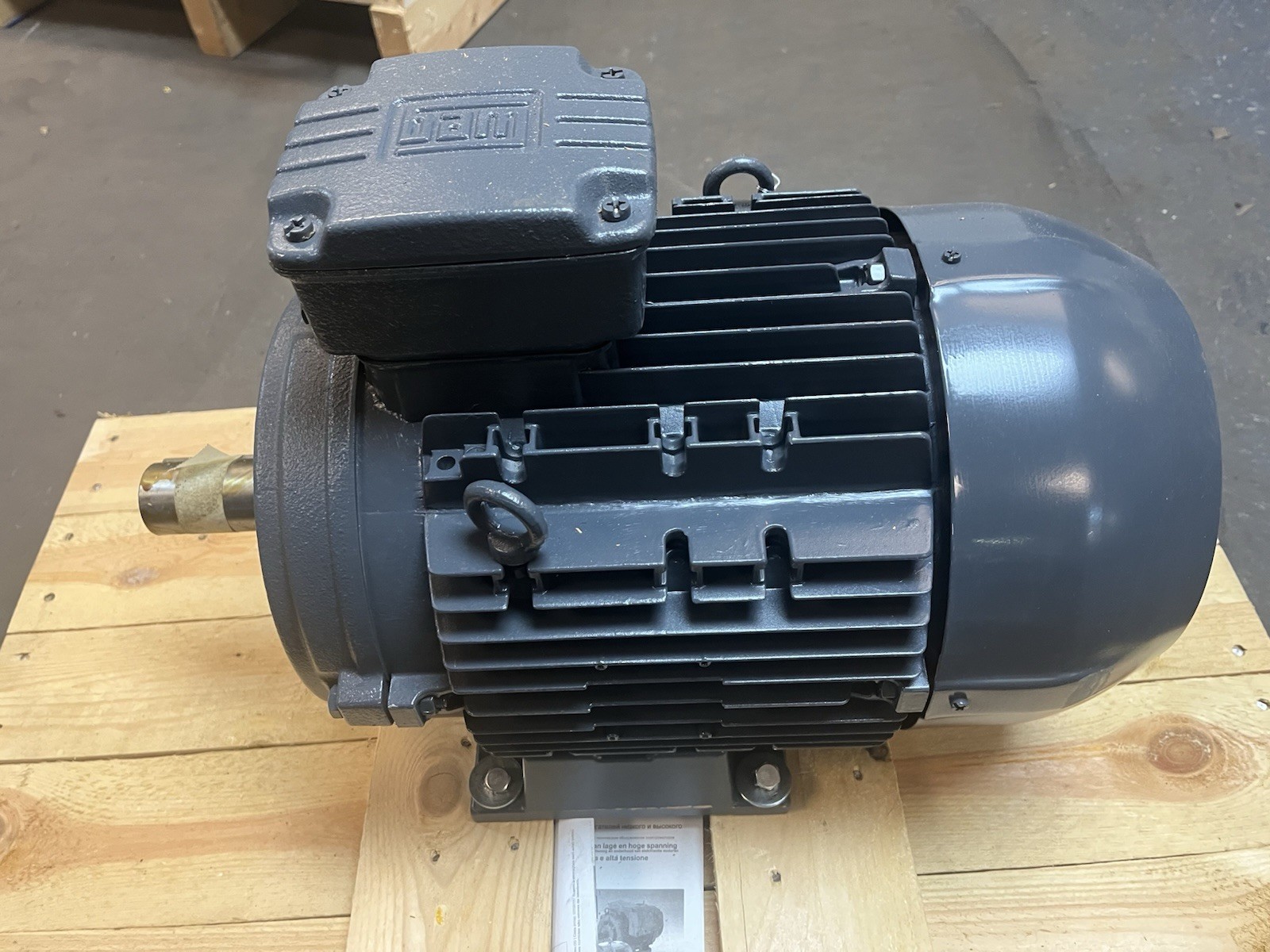 WEG,AL132S,MOTOR 5.5kW 7.5HP 460V 3520RPM
