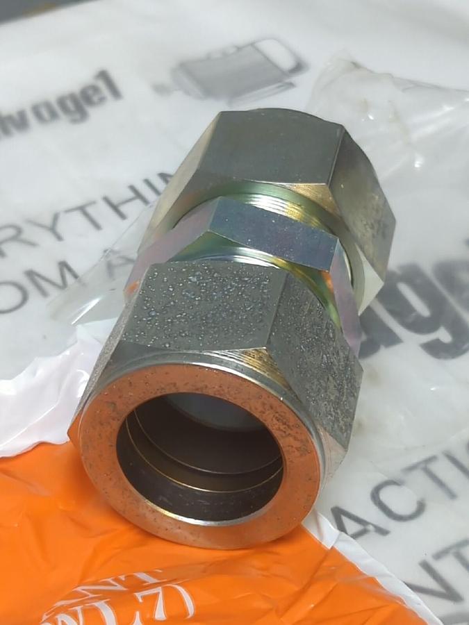 SWAGELOK,S-2000-6,UNION 1-1/4 IN TUBE X 1-1/4 IN TUBE NEW