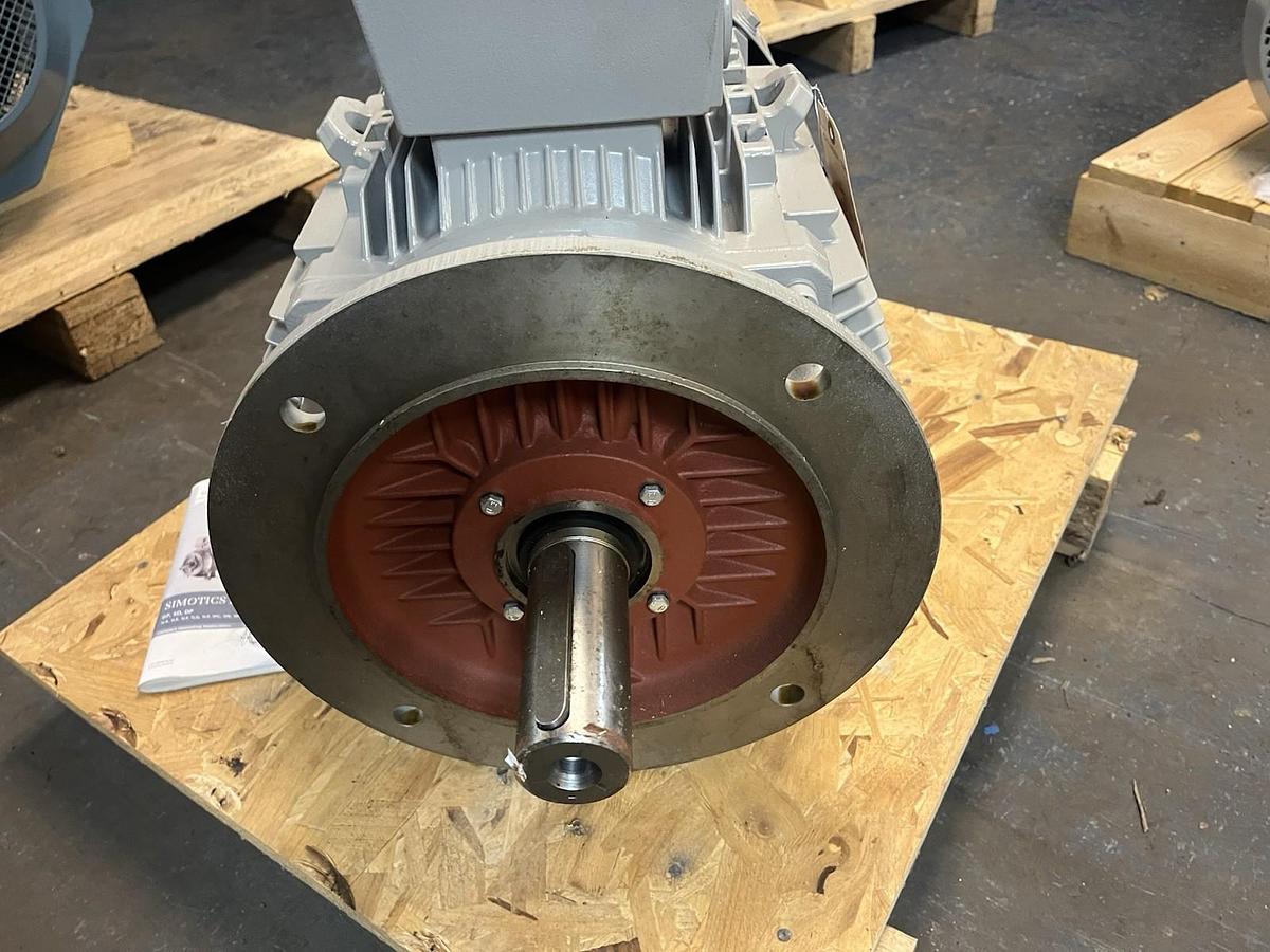 SIEMENS,1LA51892AA96-ZT02,MOTOR 3PH 30kW 380-400V 2960RPM 180L