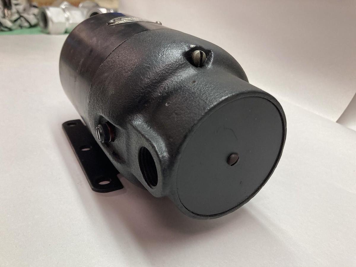 General Electric,2JBA66PA5B,Motor 115V 60 CY 200RPM Max