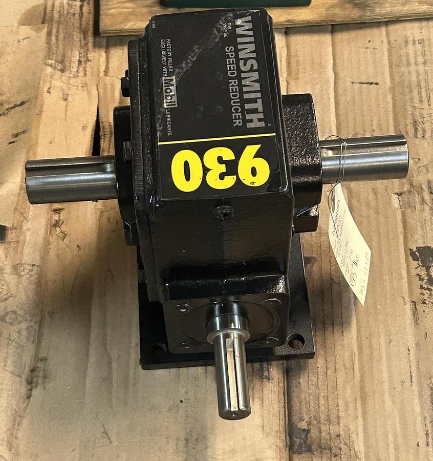 WINSMITH,930DB 930XDBS077X0DN,SPEED REDUCER 20:1 RATIO 2.51HP 1750RPM
