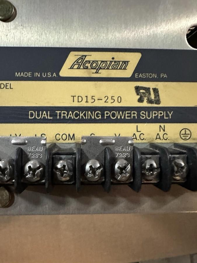 Used Acopian,TD15-250,Dual Tracking Power Supply