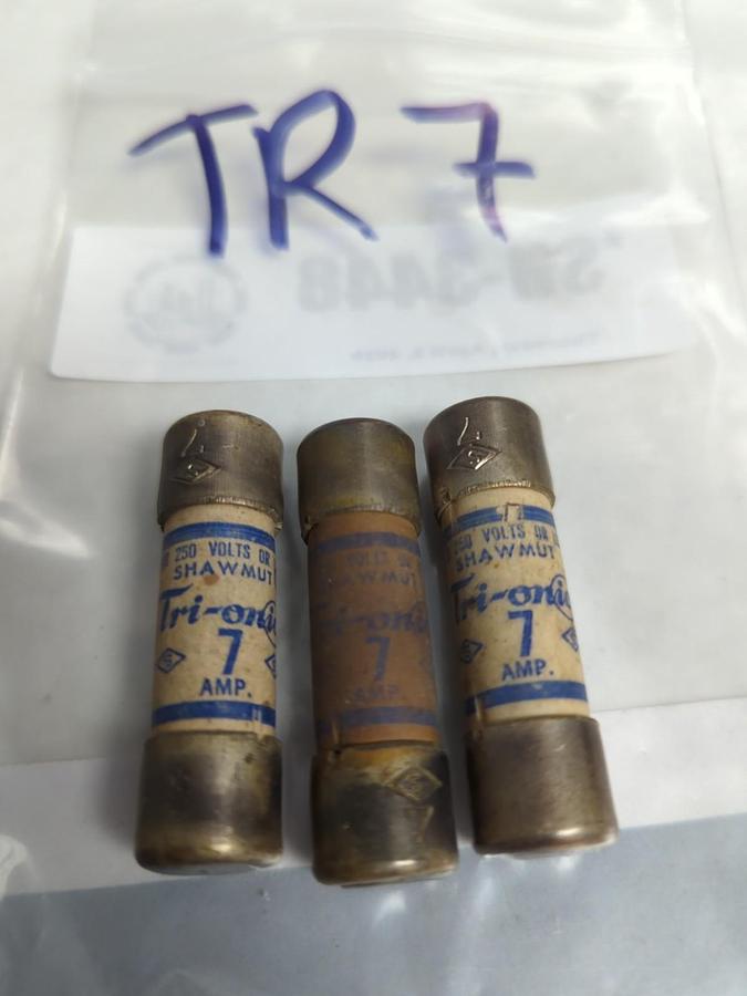 Used SHAWMUT,TR7,TRI-ONIC 7 AMP FUSE LOT OF 3 PRE-OWNED