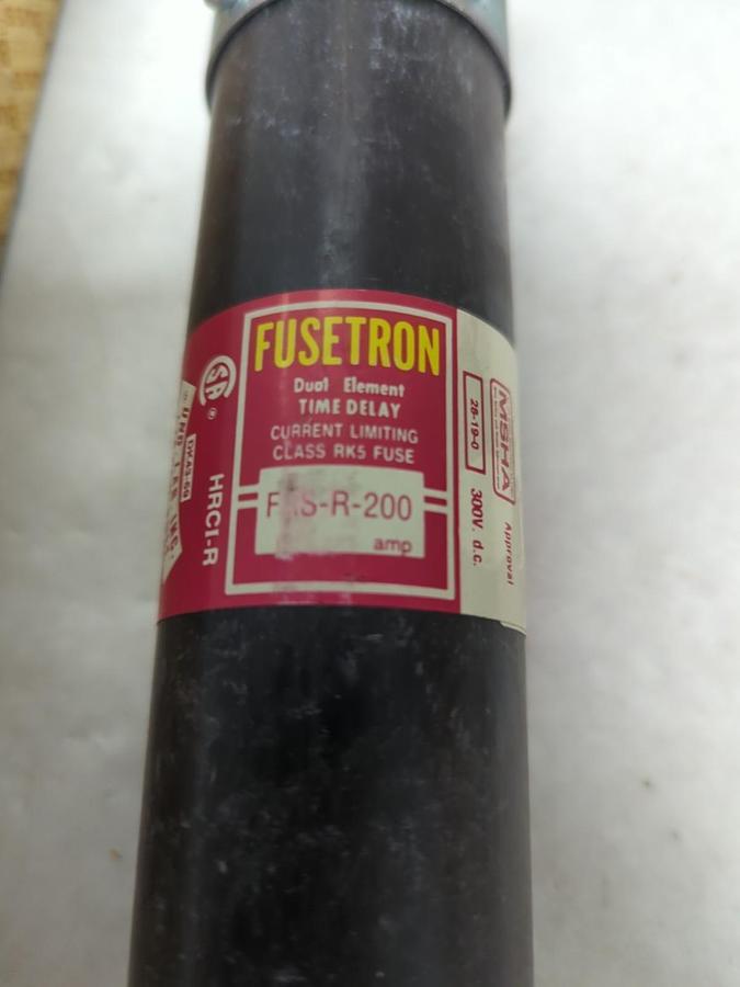 COOPER BUSSMANN,FRS-R-200,FUSETRON 200 AMP FUSE NOS