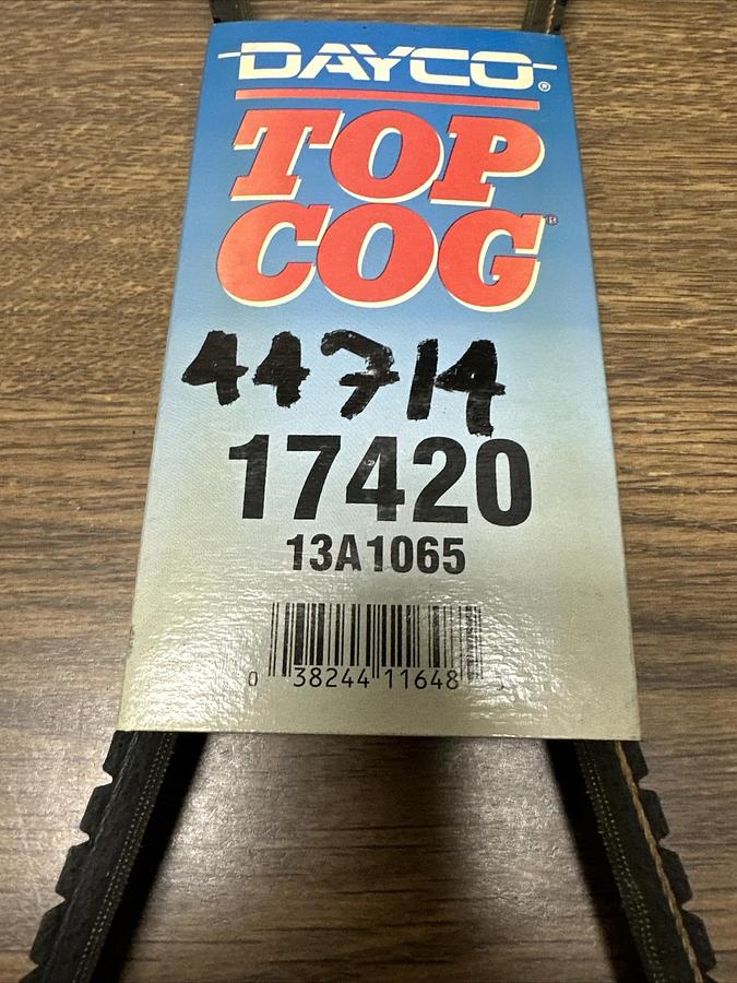 Used Dayco,17420,Top Cog Belt