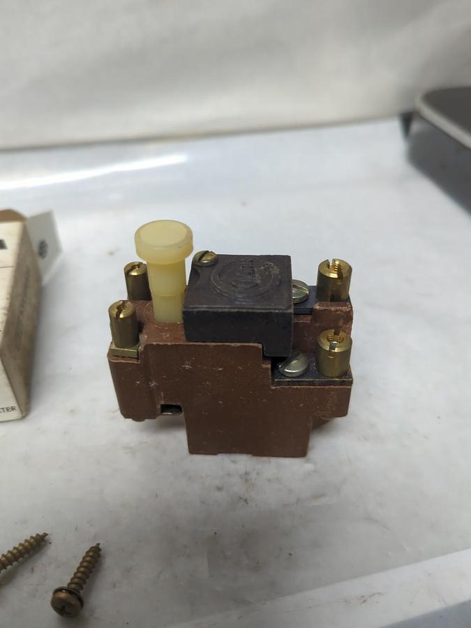 SYLVANIA,A73-46201A,OVERLOAD RELAY 0-30 AMP NOS