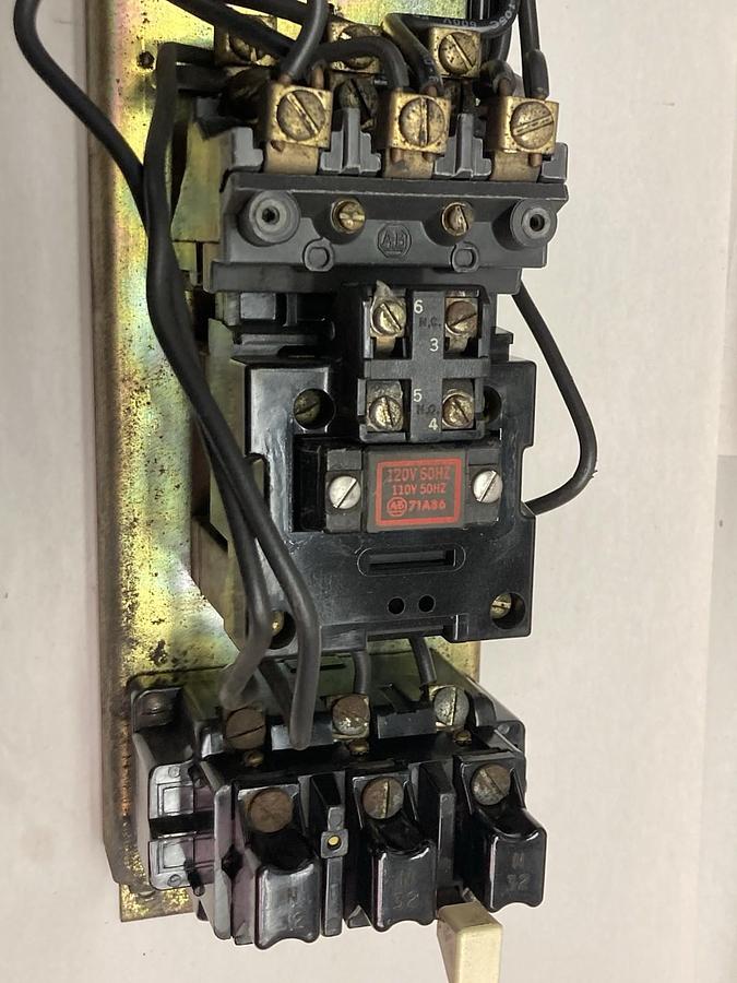Used Allen-Bradley,705V-BOD23,Multi-Speed Magnetic Motor Assembly Size 1 Ser K