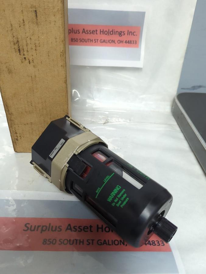 MILLER FLUID POWER,M4000-15N,PNEUMATIC OIL MIST FILTER 1/2 INCH NPT NOS