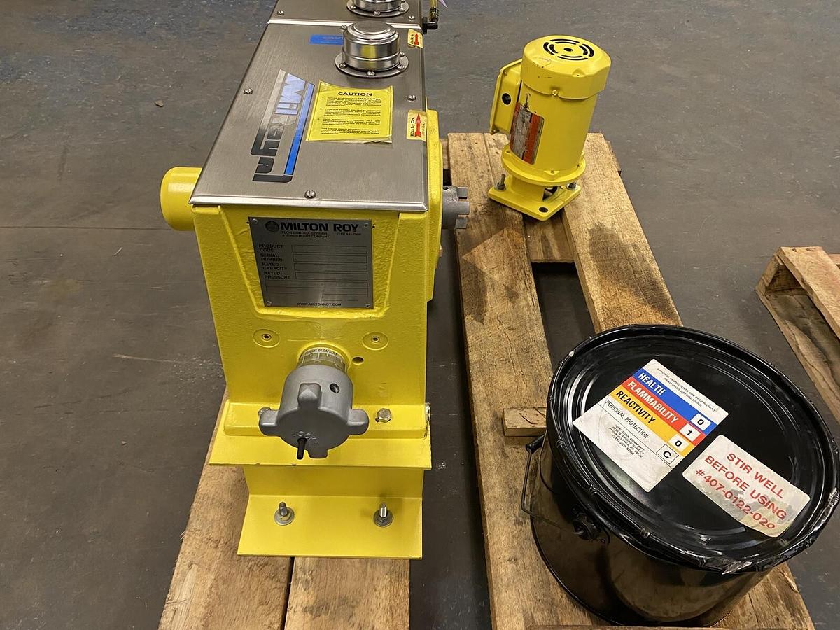 MILTON ROY,MBH161-8HPBCB-4SEST11NN11,METERING PUMP 26GPH 220PSI