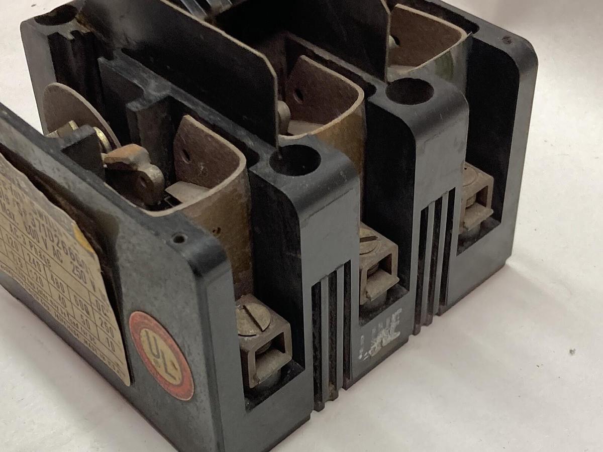 Used Westinghouse,371D266G01,3-Pole De-Ion Switch 60A 600VAC 250VDC