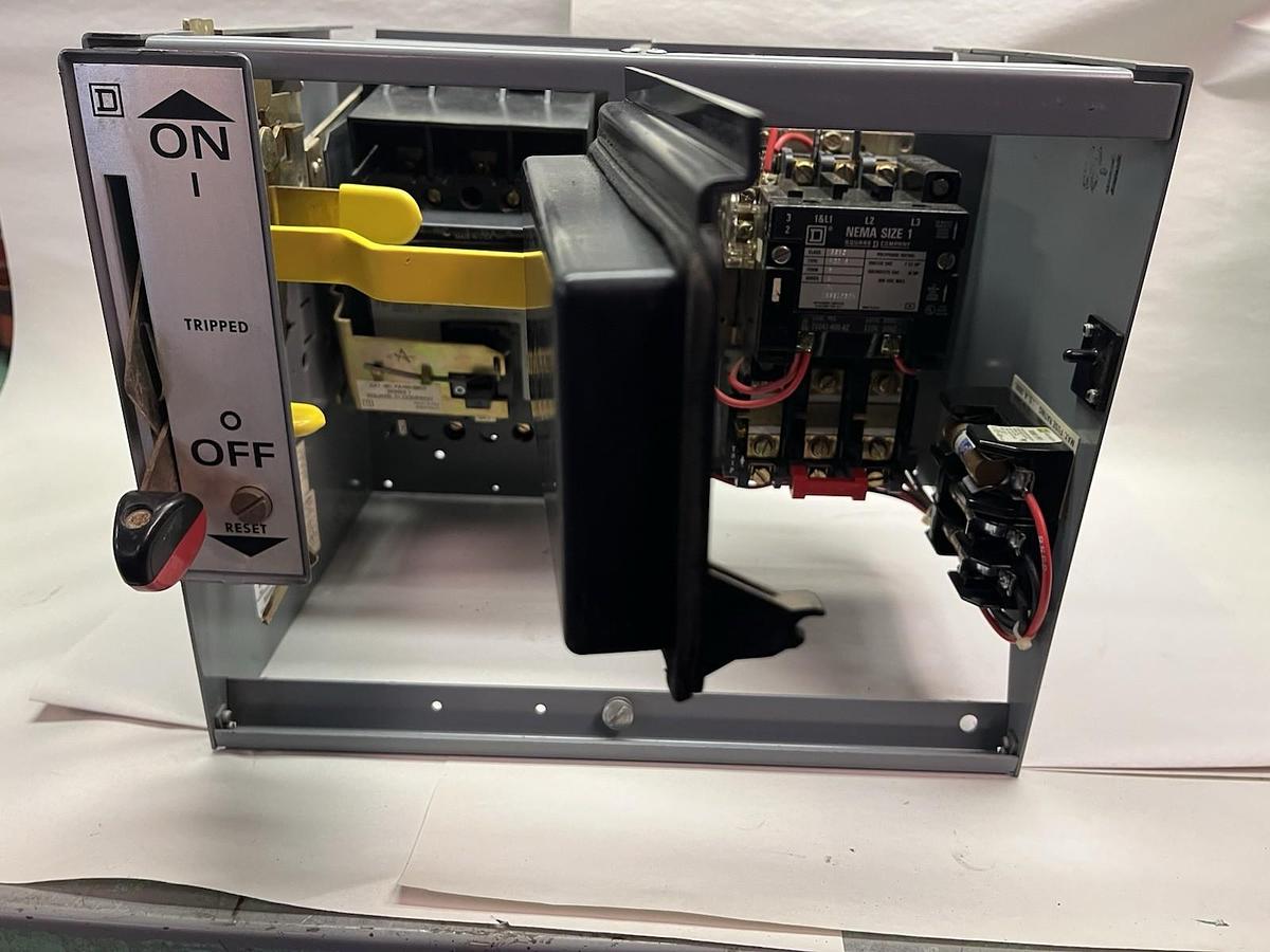 Used SQUARE D,MODEL 5,SIZE 1 MCC 8536SCO3 STARTER BUCKET 15A FAP3601513M BREAKER