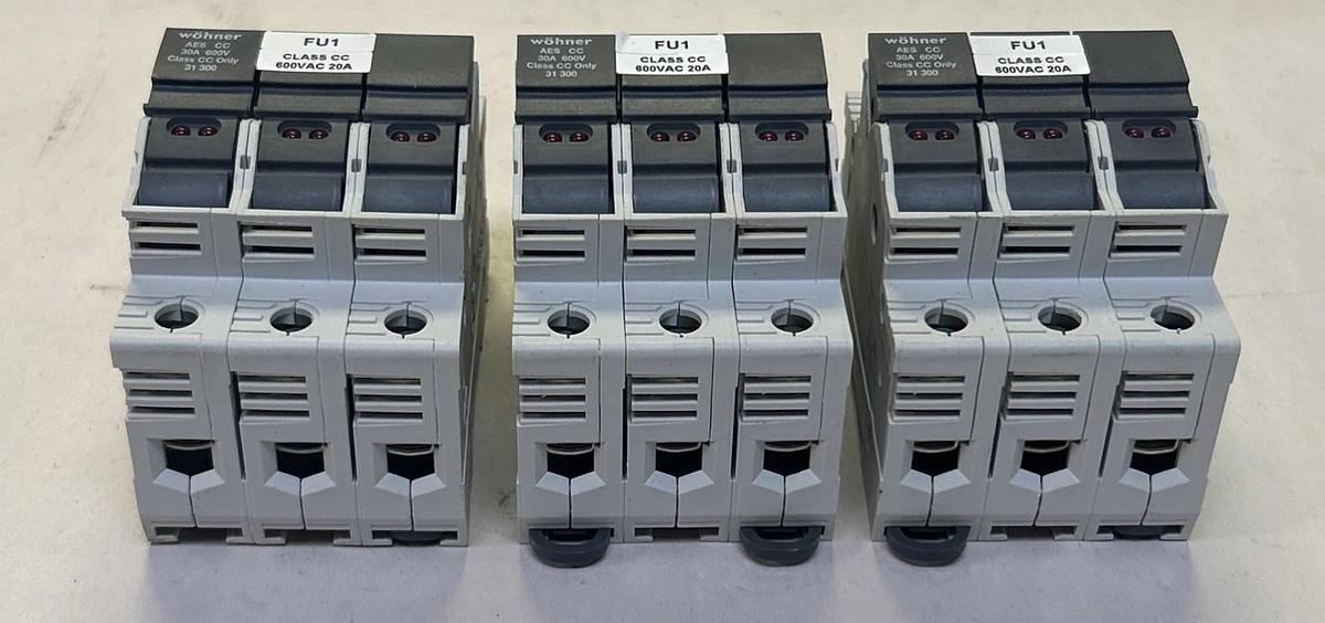 Used WOHNER,AESCC,FUSE HOLDER 30A 600V 3P LOT OF 3