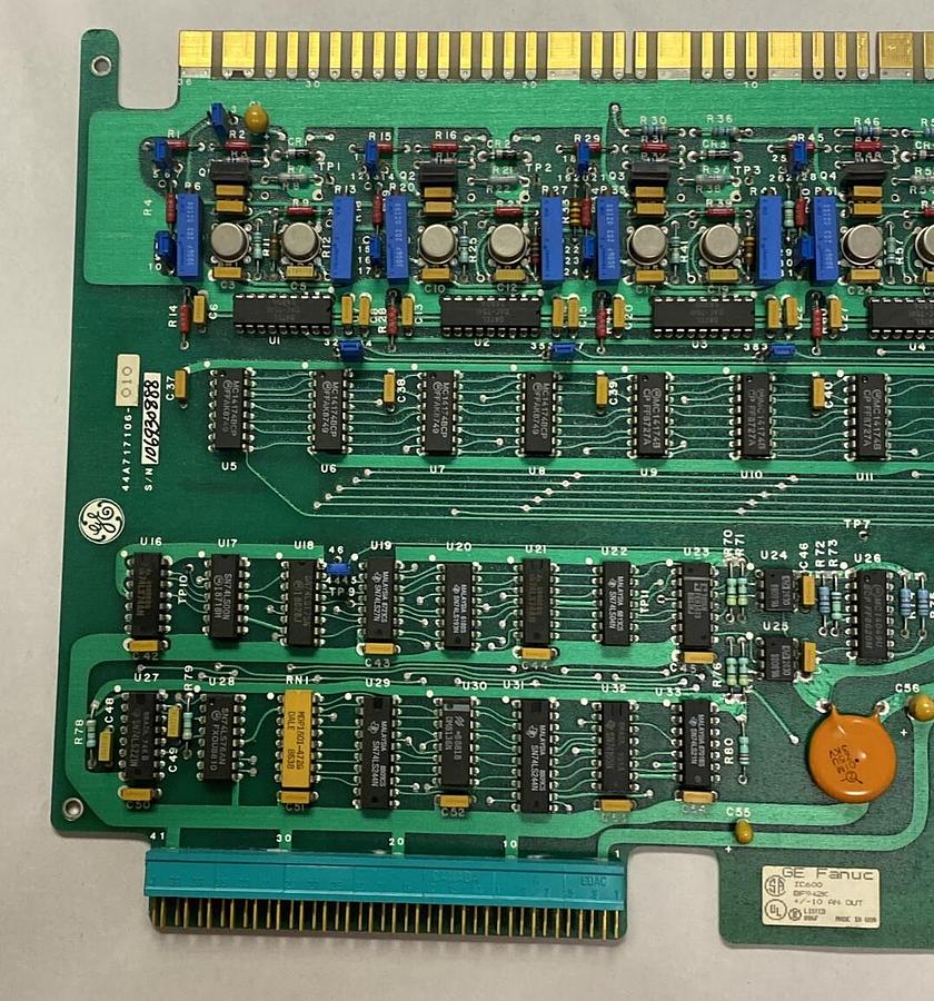 Used GE FANUC,IC600BF942K 44A717106-010, ANALOG OUTPUT MODULE