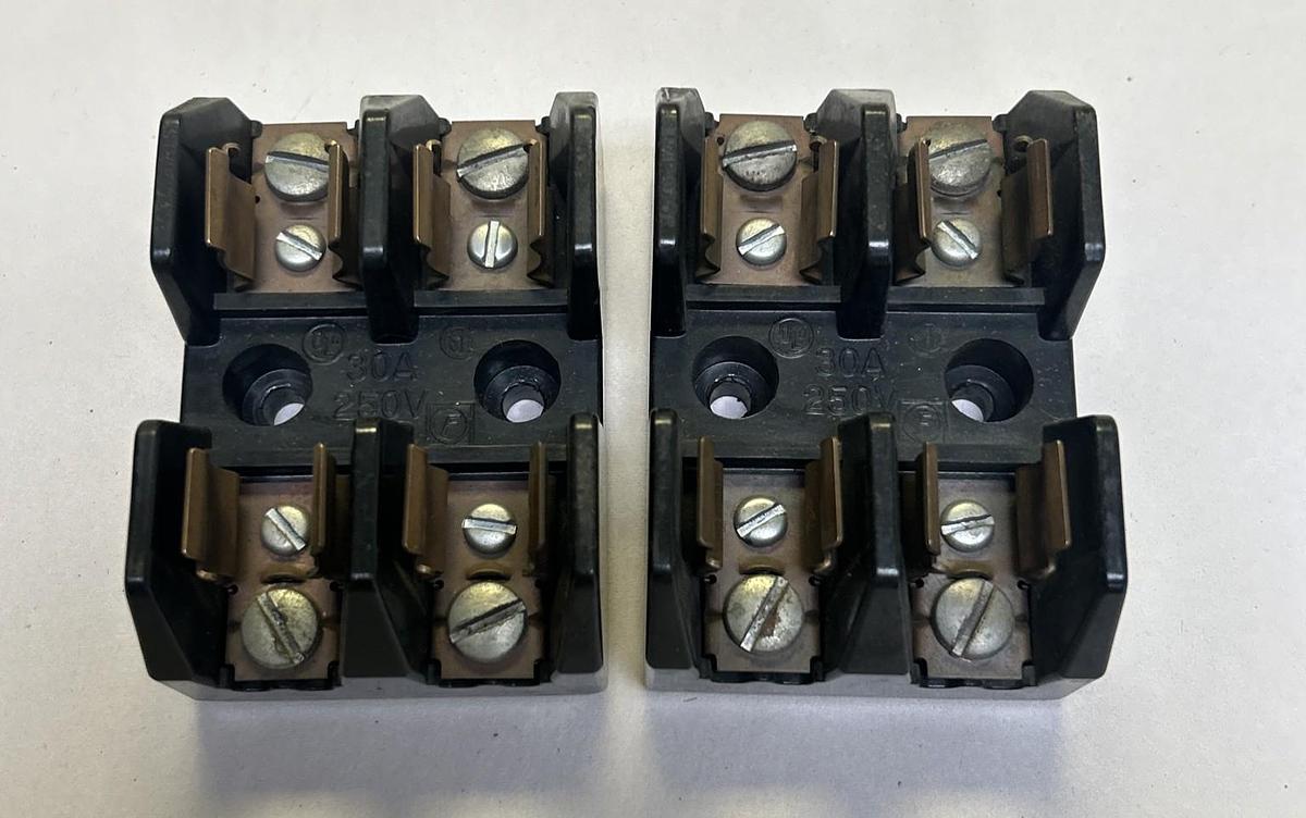 Used UNBRANDED,814100,FUSE HOLDER 30A 250V 3 POLE LOT OF 2