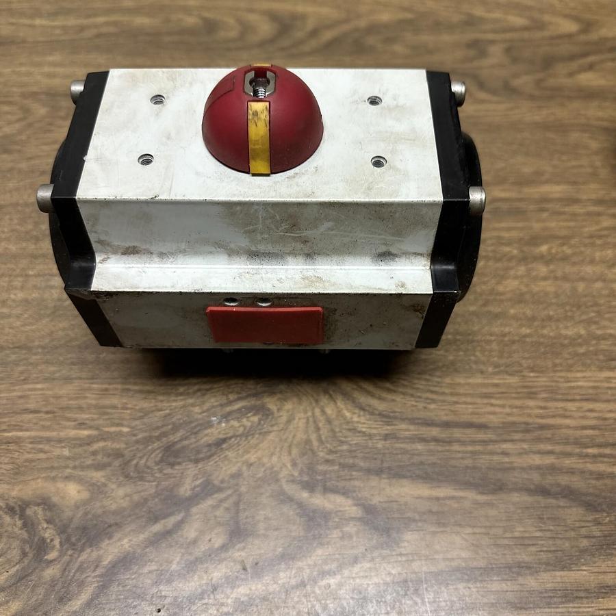 Used DynaQuip,AP52DA,Pneumatic Actuator