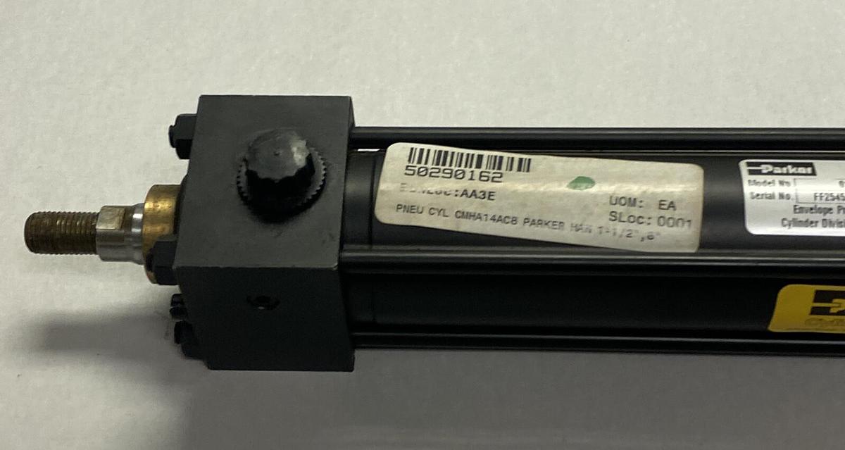 Used PARKER,01.50 CHMAU14C 8.000,PNEUMATIC CYLINDE 1-1/2 INCH REFURBISHED