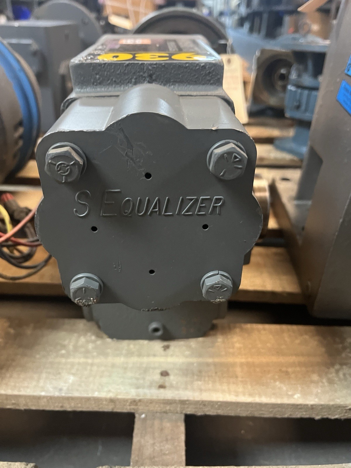 WINSMITH,930MDSNXE,GEAR REDUCER RATIO 75 1.35HP INPUT 1750RPM