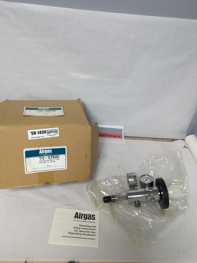 AIRGAS,Y12-1LPA580,PRESSURE REGULATOR 2-STAGE LOW PRESS REG 2900/.14-1.45PSI NOS